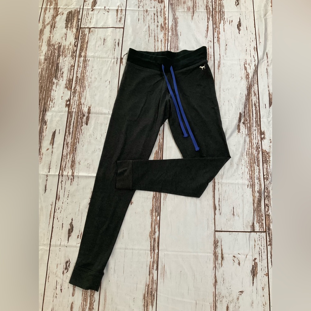 PINK‎ BY VICTORIAS SECRET LEGGINGS